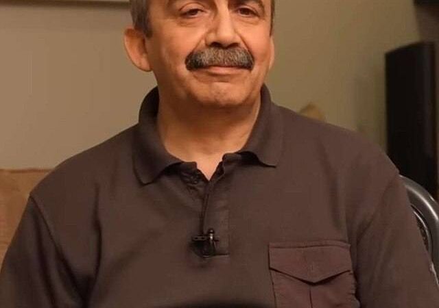 Sırrı Süreyya Önder’in hayati tehlikesinin artarak devam ettiği bildirildi.