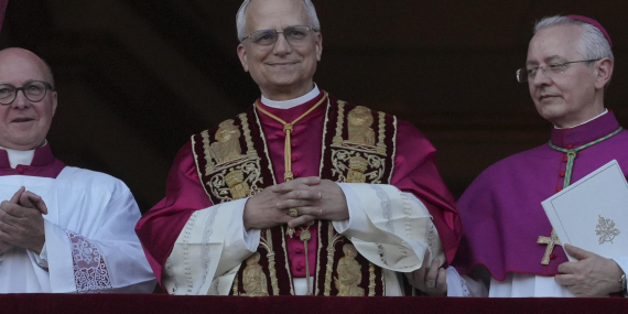 Yeni Papa, 69 yaşındaki ABD’li Kardinal Robert Prevost/Leo oldu.