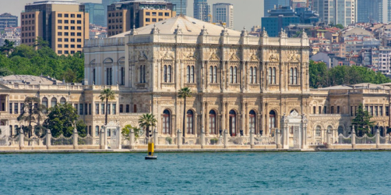 Türkiye-ABD-Ukrayna üçlü zirvesi Dolmabahçe’de başladı.