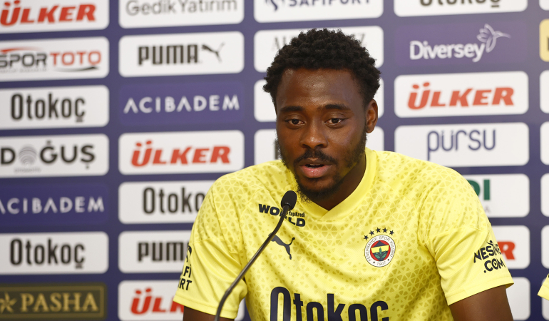 Beşiktaş, Bright Osayi-Samuel ile 3 Yıllık Anlaşma Sağladı