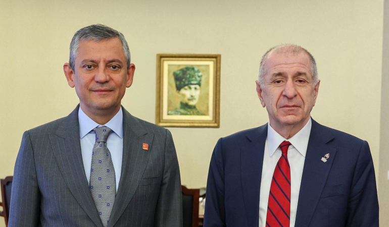 Ümit Özdağ ve Özgür Özel bir araya geldi