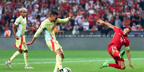 Obruk bu kez Konya Stadyumu’nda oluştu. A Milli Takım İspanya’ya 6-0 mağlup oldu.