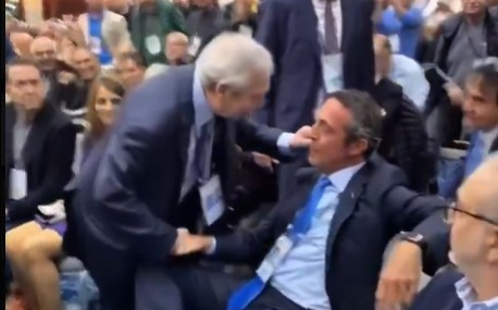 Aziz Yıldırım ve Ali Koç arasınde gerginlik Fenerbahçe Divan Kuruluna damga vurdu.