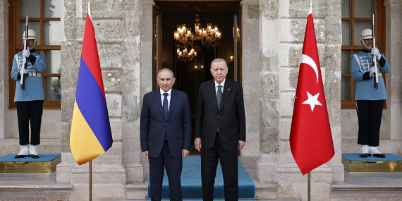 Ermenistan Başbakanı Nikol Paşinyan, Cumhurbaşkanı Erdoğan’ı Ermenistan’a davet etti.