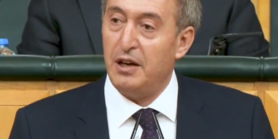 DEM Parti’den Özgür Özel’e “Stockholm sendromu” çıkışı