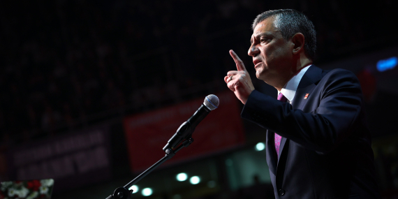 Özgür Özel’den Demirtaş çıkışı: “Sırf ‘Seni başkan yaptırmayacağız’ dedi diye 9 yıldır bir vatan evladı Edirne’de yatıyor”