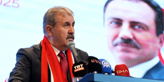 Mustafa Destici’den Papa’nın Türkiye ziyaretine tepki