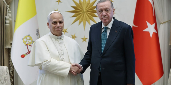 Cumhurbaşkanı Erdoğan, Cumhurbaşkanlığı Külliyesi’nde Papa Leo ile görüştü