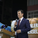 photo_5787271984310848477_y