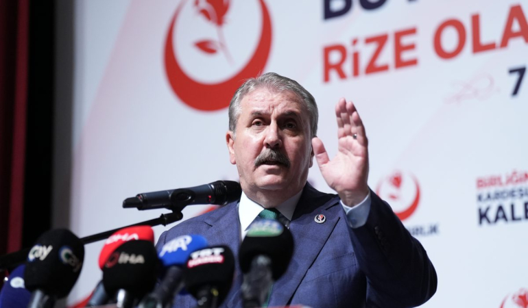 Mustafa Destici’den “Suça Karışmamış PKK’lı ifadesine Tepki: ‘Devlet terörist aklama tuzağına düşmemeli’